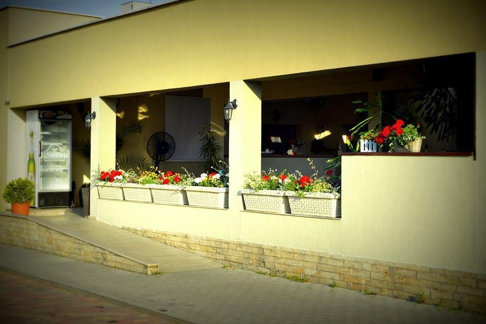 Motel Select Сату Маре Екстериор снимка